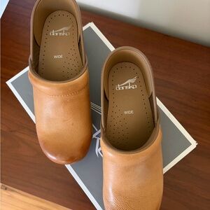 Dansko Professional Light Brown Leather Clogs